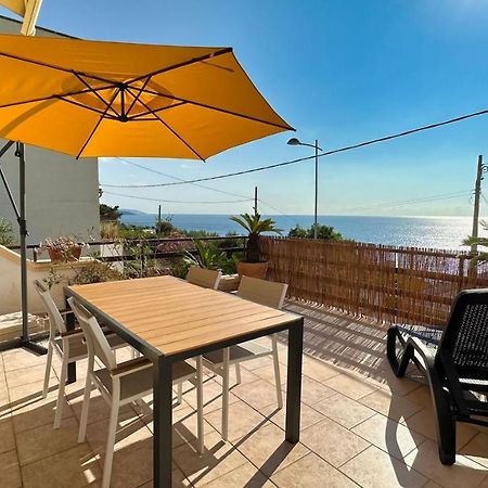 Marina Di Andrano - Alisso, Casa Vista Mare Con Parcheggio Privato E Wifi Villa Exterior foto