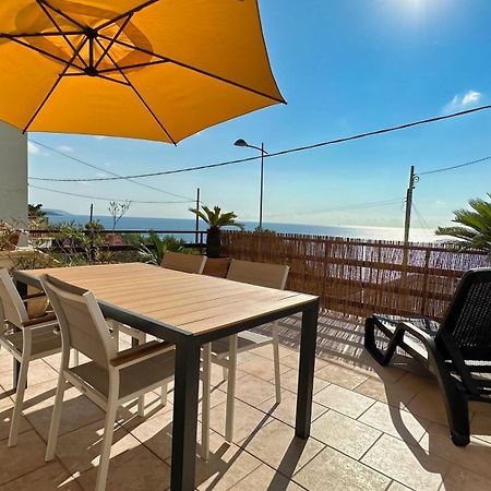 Marina Di Andrano - Alisso, Casa Vista Mare Con Parcheggio Privato E Wifi Villa Exterior foto