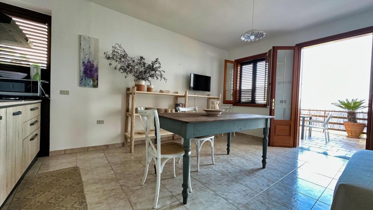 Marina Di Andrano - Alisso, Casa Vista Mare Con Parcheggio Privato E Wifi Villa Exterior foto